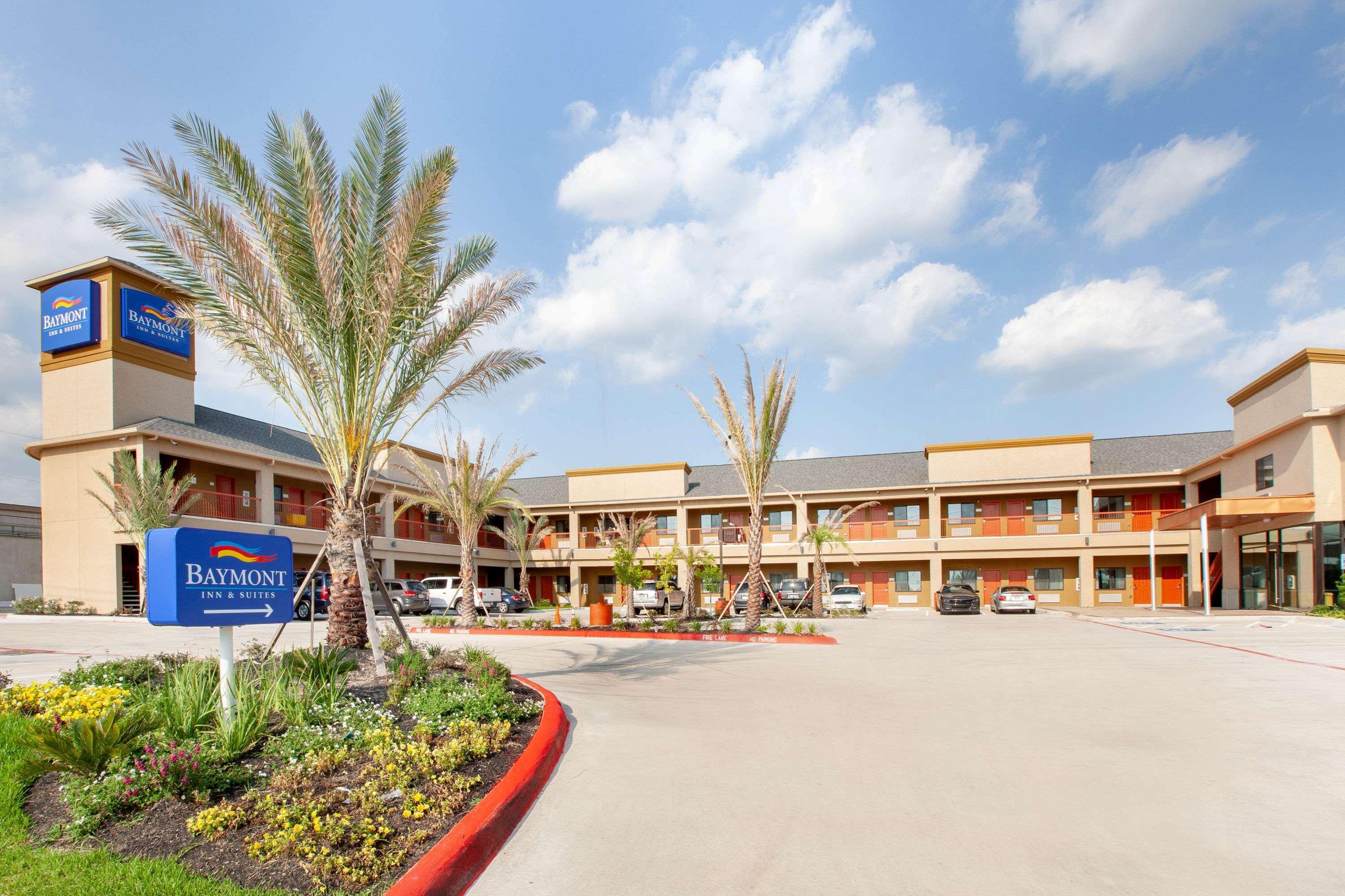 Baymont By Wyndham Houston Hobby Airport Hotell Exteriör bild