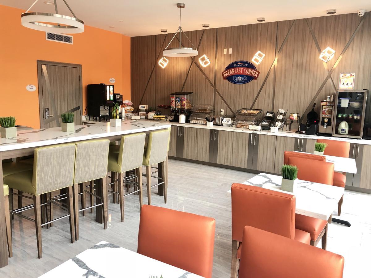 Baymont By Wyndham Houston Hobby Airport Hotell Exteriör bild